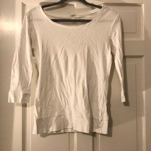 Gap three quarters sleeve white tee